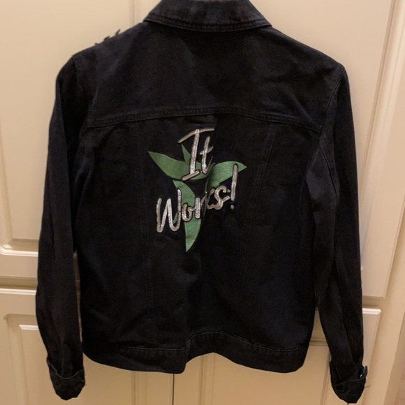 Denim jacket, sequins shoulders, front & back patch “It Works”! Worn once. - Picture 3 of 8